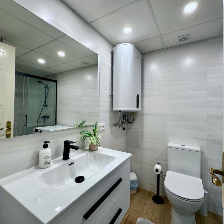 Clubrent - Coral Beach, 10º piso - vista al mar - Apartamento de 1 dormitorio - 19