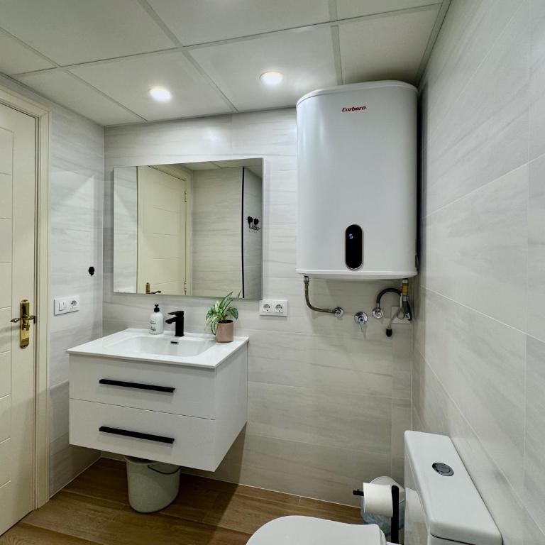 Clubrent - Coral Beach, 10º piso - vista al mar - Apartamento de 1 dormitorio - 18