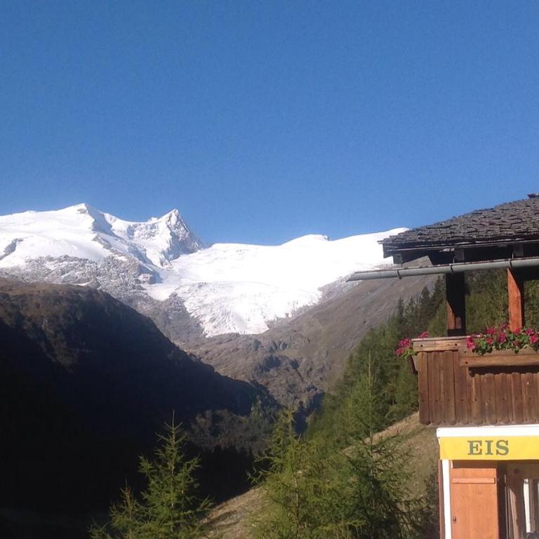 Berghaus Außergschlöß - Doppelzimmer mit Bergblick - 12