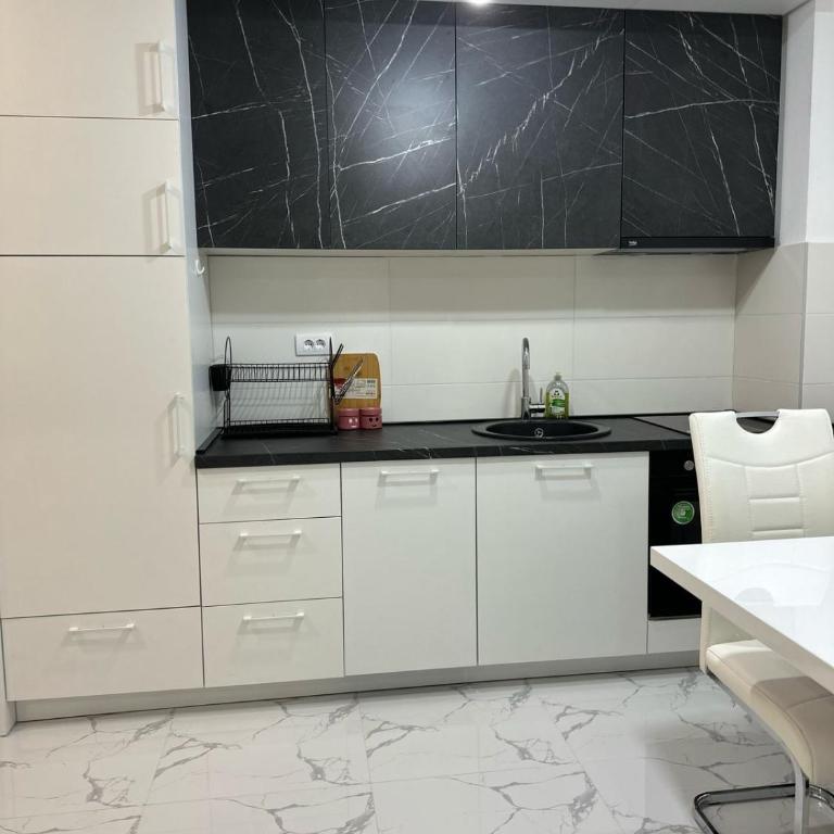 VANjA Apartment - One-Bedroom Apartment - 6