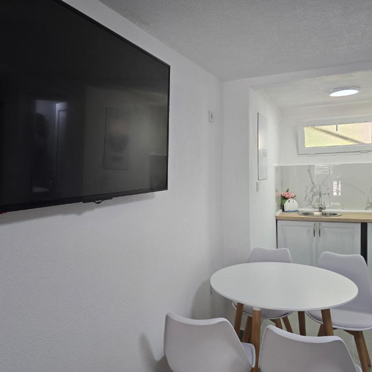 Apartments Sole Mar - Studio (3 Odrasle Osobe) - 2