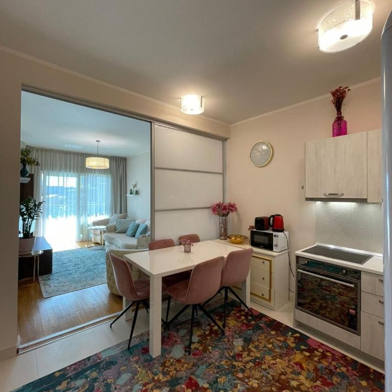 Ekaterina2BD - One-Bedroom Apartment - 12