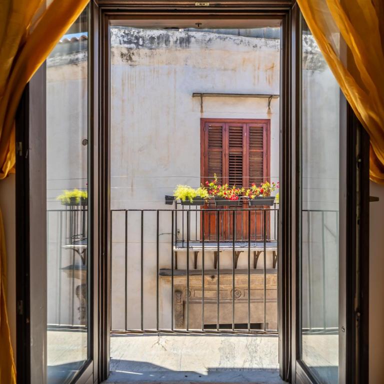 The Cathedral's Hideaway - Casa Giusino - Appartamento con Balcone - 10