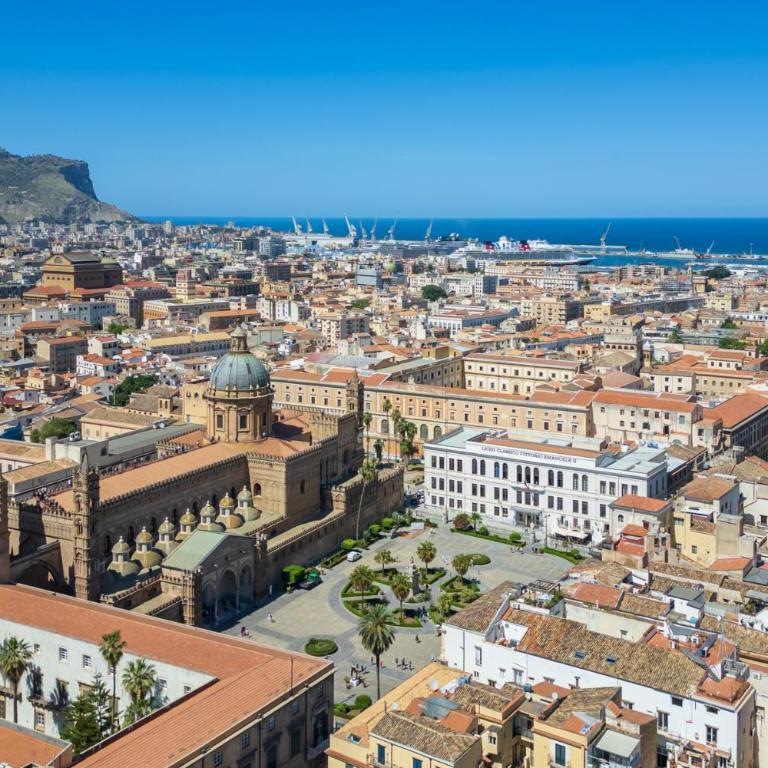 The Cathedral's Hideaway - Casa Giusino - Appartamento con Balcone - 37