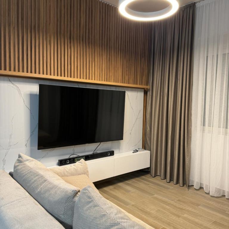 Ekaterina3VA - Two-Bedroom Apartment - 11