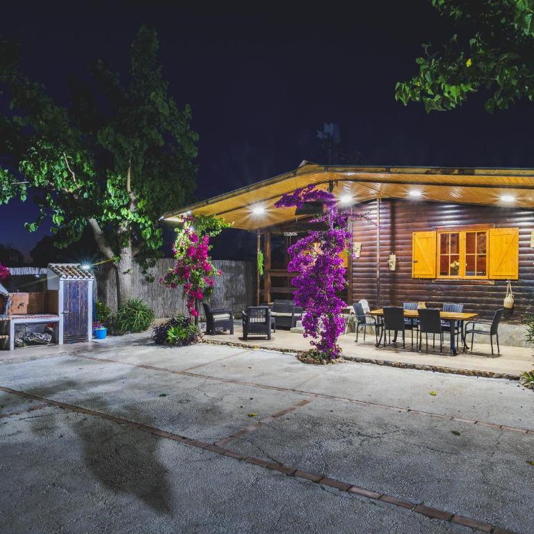 Cubo's Finca la Rosa del Zangano - Three-Bedroom House - 4