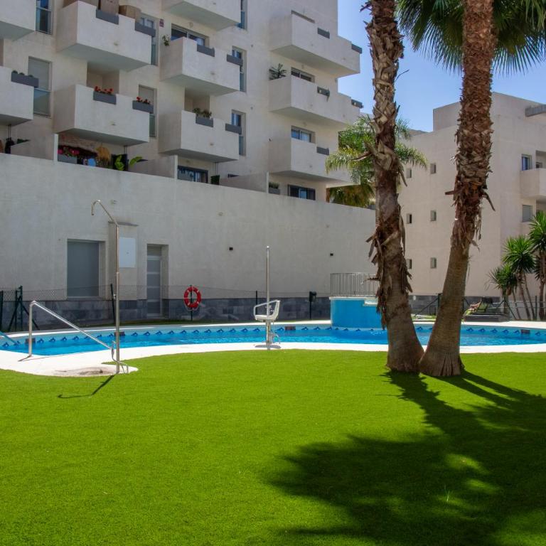 Apartment with nice Views, Pool & Parking - Apartamento de 2 dormitorios - 29