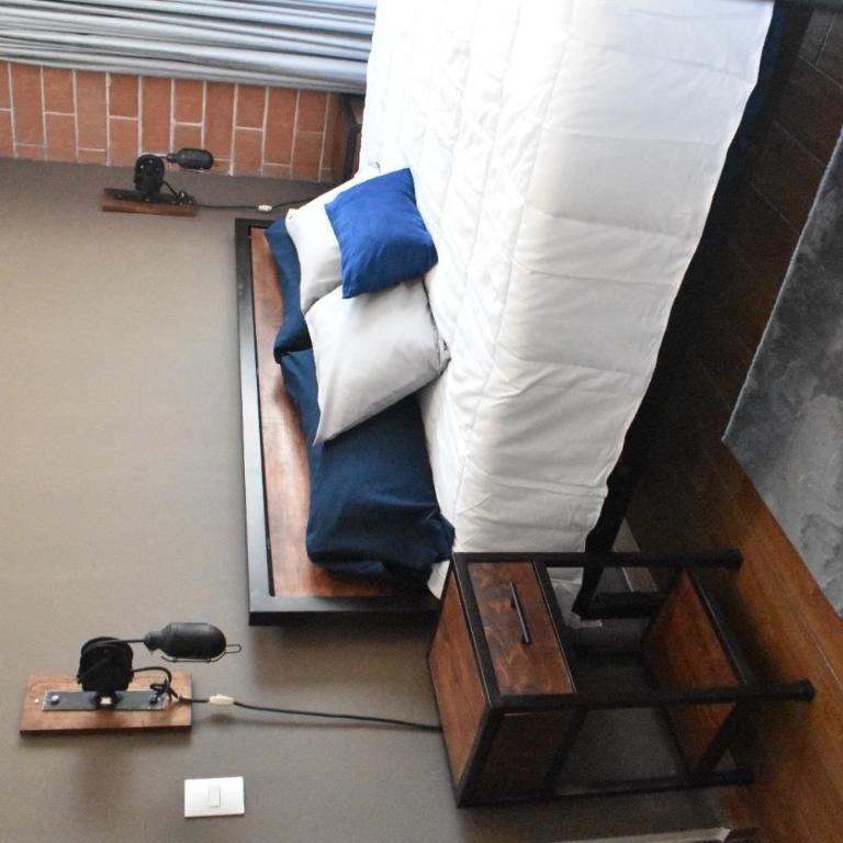 Departamentos exclusivos, equipados y amueblados en Torre Barrio Vergel - Two-Bedroom Apartment with Balcony - 12