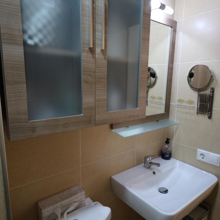 Apartamento en Cabo de las Huertas con vistas y piscina By Turihome - Two-Bedroom Apartment - 32
