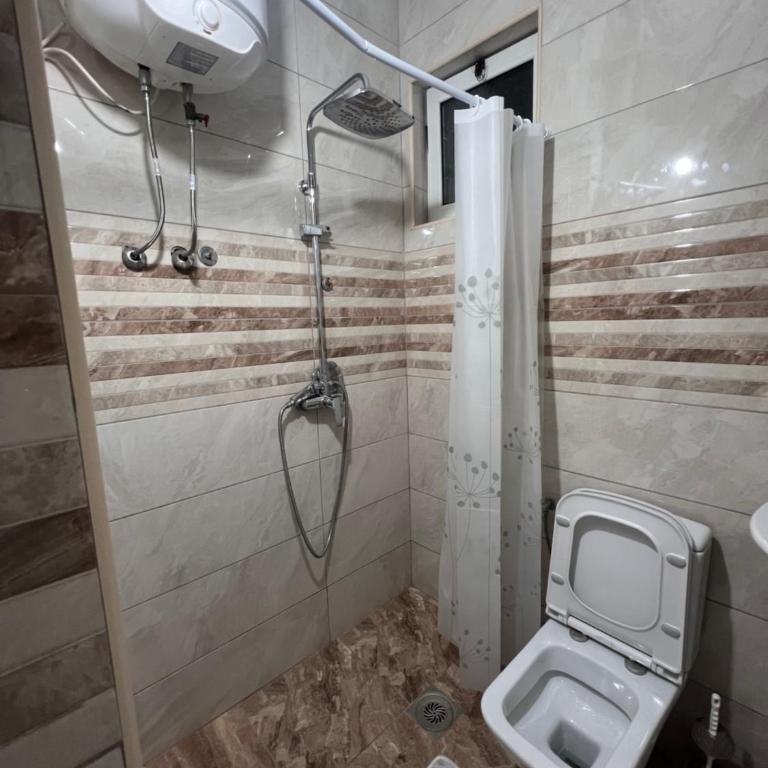 Royal View Apartments - One-Bedroom Apartment - 6