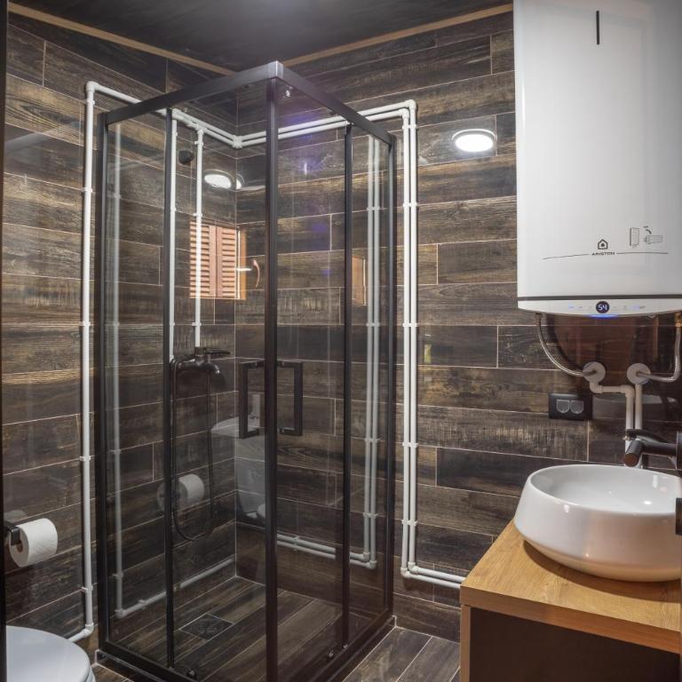 Quiet City Apartments - One-Bedroom Apartment - 6