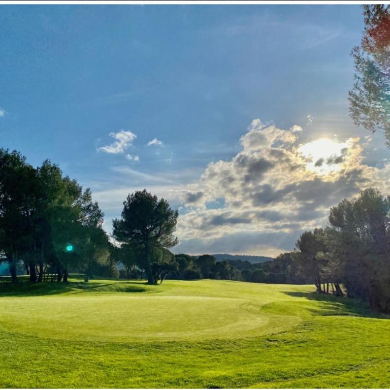 Appartement de charme sur le domaine de Pont Royal à Mallemort, en rez-de-jardin avec terrasse & piscine et vue sur le Golf - Appartement 1 Chambre - 29