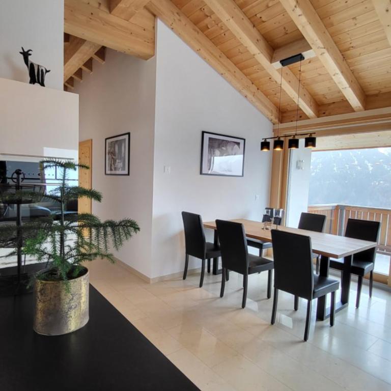 Chasa Scandella Apartment Monica - Apartment mit 3 Schlafzimmern - 1