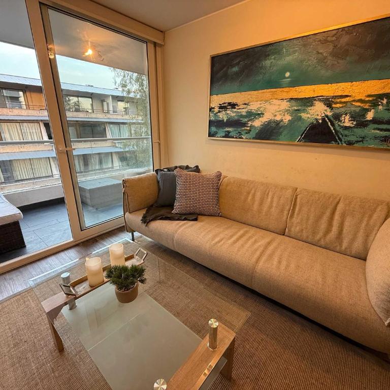 HOM I Amplio Depto 2D2B con Parking en Providencia - Apartamento - 3
