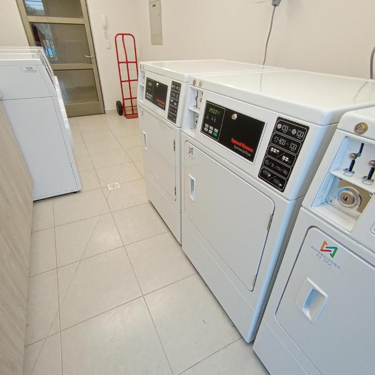 Arriendo 1 Departamento Diario Amoblado en Pleno Centro de Osorno Full Electrico y estacionamiento, comodidad y seguridad - Apartamento de 1 dormitorio - 66