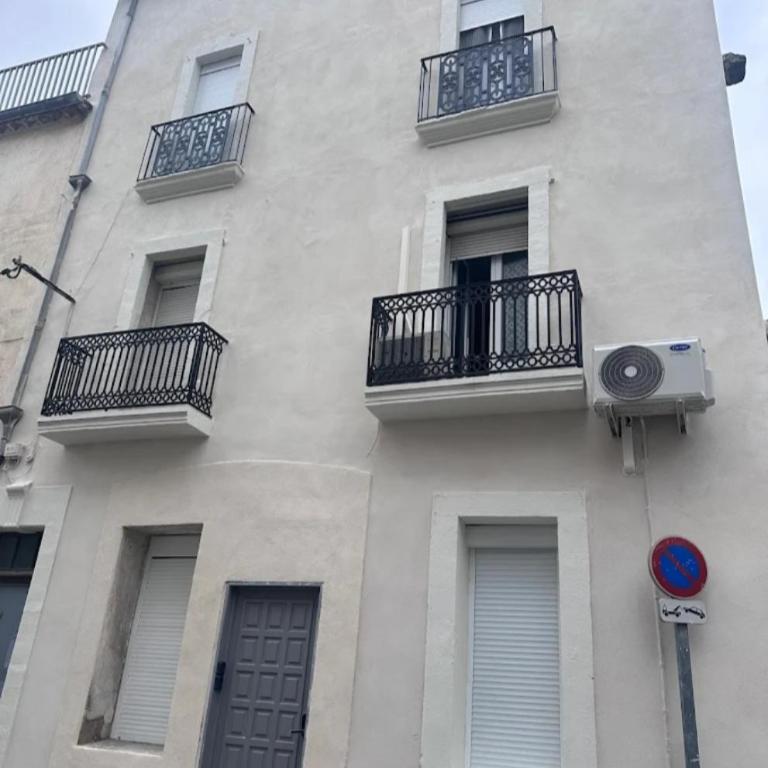 Suite GOLD L Amaryllis I Jacuzzi & Sauna privé I Centre Béziers Arrivée autonome - Appartement 1 Chambre - 23