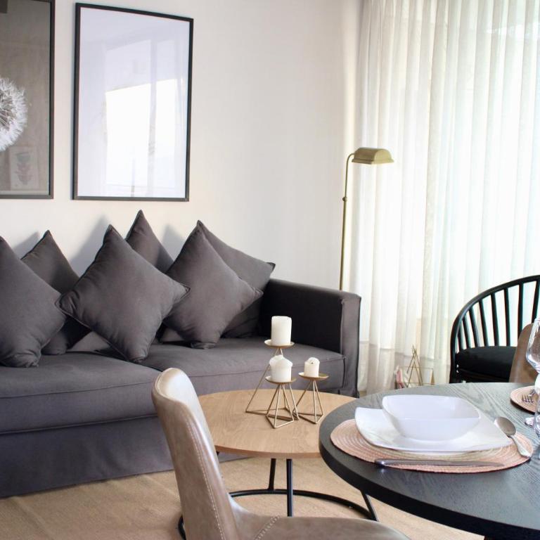 Mejor ubicación! Cerca a Mall parque Arauco, wifi, balcón - Apartamento de 2 dormitorios con balcón - 39