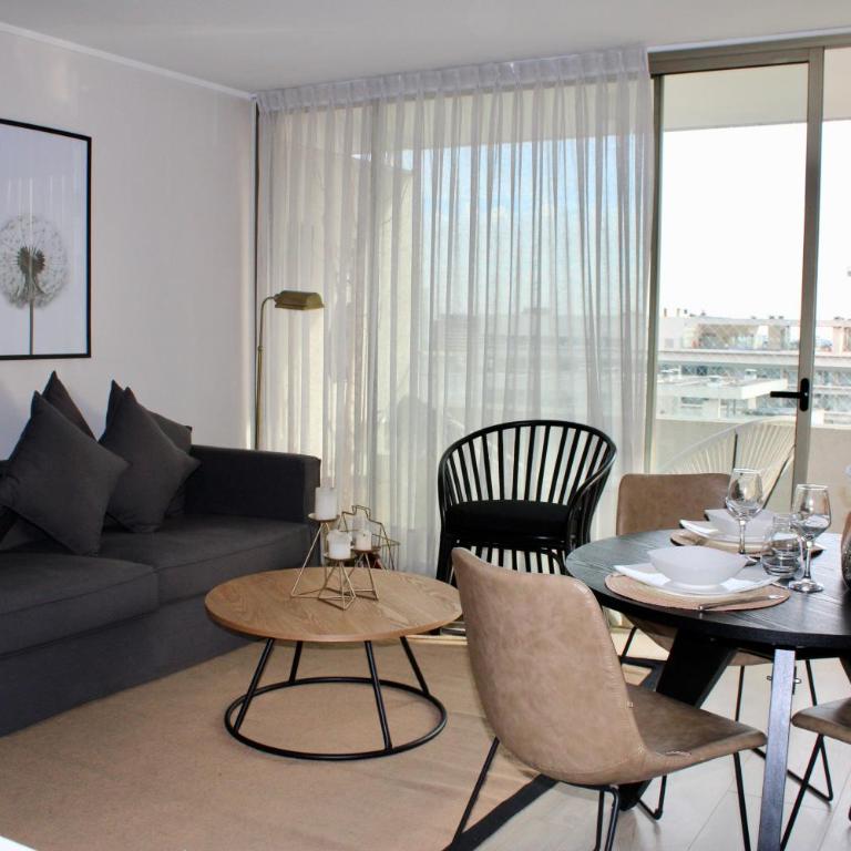 Mejor ubicación! Cerca a Mall parque Arauco, wifi, balcón - Apartamento de 2 dormitorios con balcón - 43