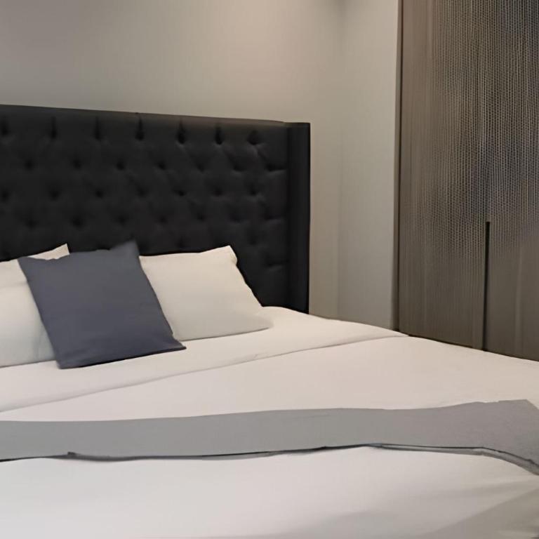 Parklife Pabellón - Three-Bedroom Apartment - 21