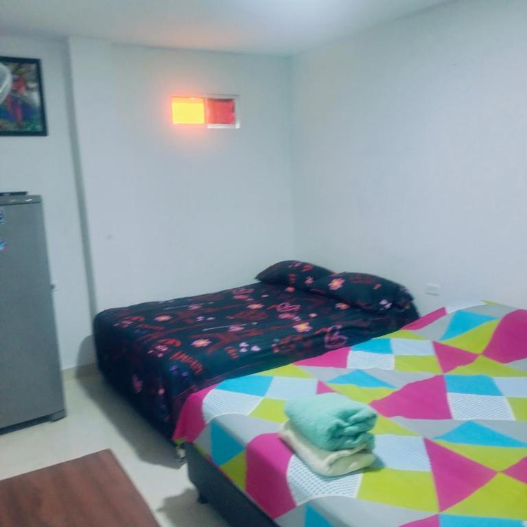 Habitaciones y apartamento fania - Habitación Cuádruple Estándar - 2