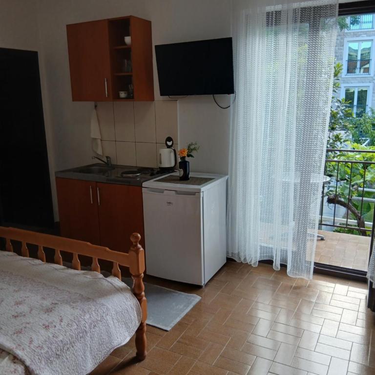 Apartments Budva Center - Studio sa Balkonom - 6