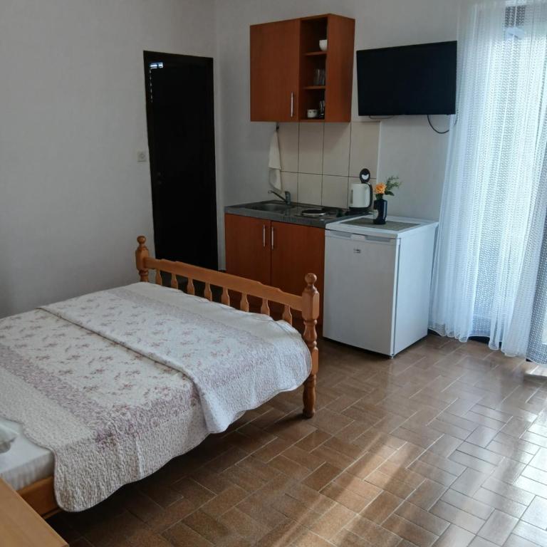 Apartments Budva Center - Studio sa Balkonom - 3