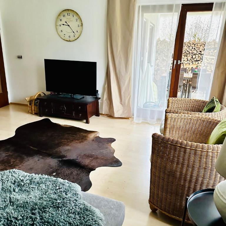 Ferienwohnung Kristin mit Bergblick, grossem Garten und Grill - Apartment mit 2 Schlafzimmern - 3