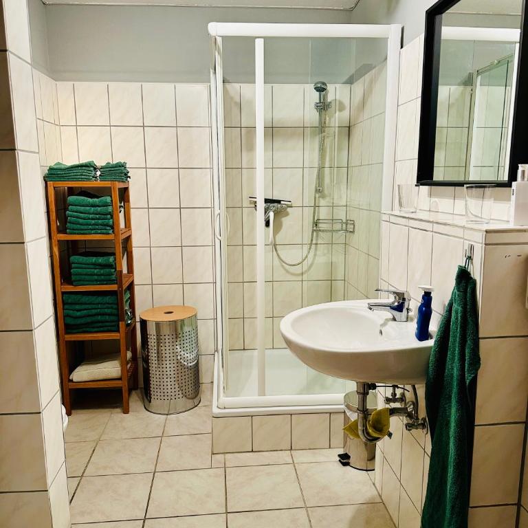 Ferienwohnung Kristin mit Bergblick, grossem Garten und Grill - Apartment mit 2 Schlafzimmern - 12