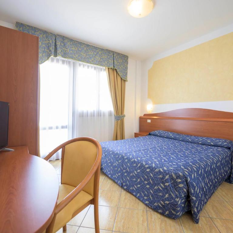 All Inclusive Hotel Piccolo Paradiso - Twin Room with Balcony or Terrace and Mountain View - 6