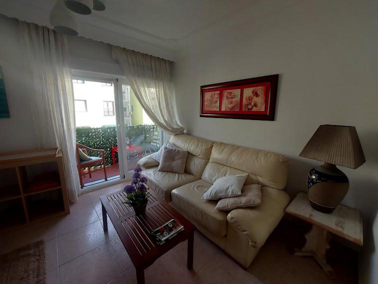 Habitación en piso con terraza junto a la estación - Apartamento con terraza - 13