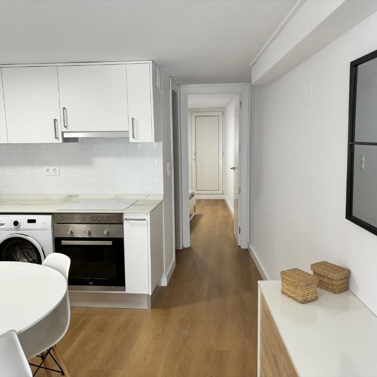 Apartamento Rabdells Olivanova 150m de la playa - Apartamento de 1 dormitorio - 2