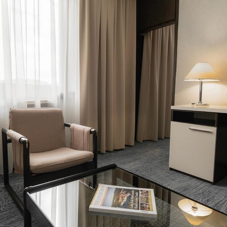 Hotel Holiday - Suite - 2