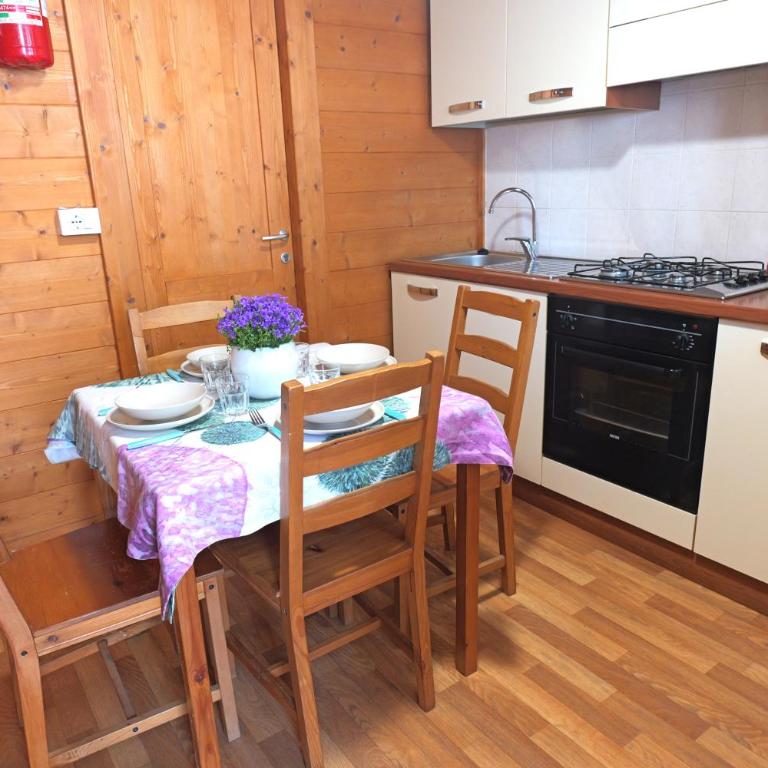CAMPING CALATELLA parco di vacanza - Bungalow con 2 Camere da Letto - 6