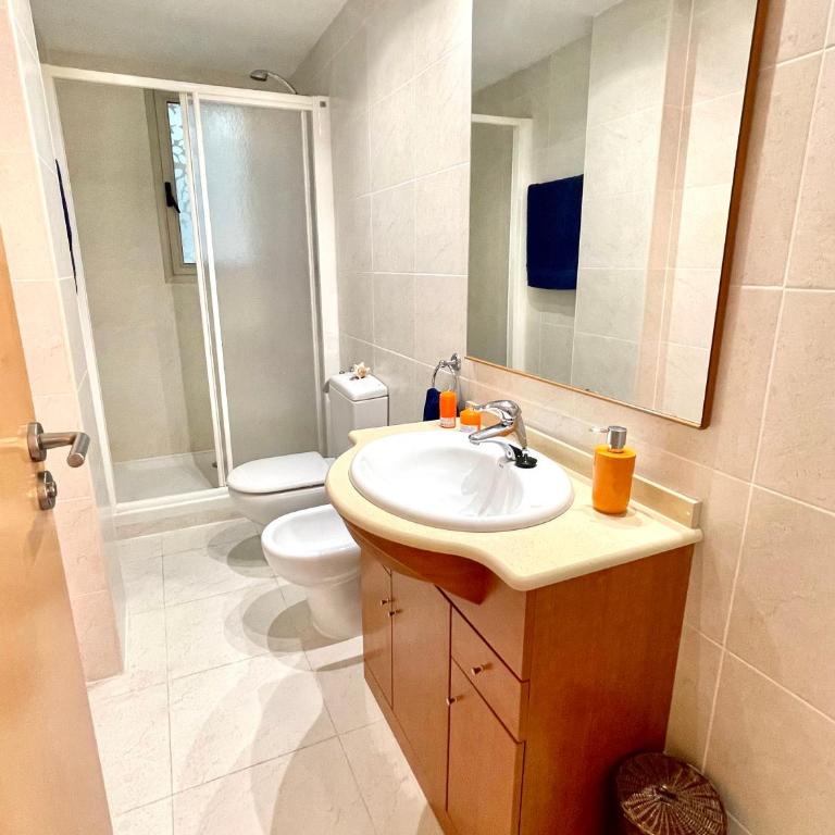 APARTAMENTO EN LA PINEDA y PARKING - Apartment with Pool View - 16