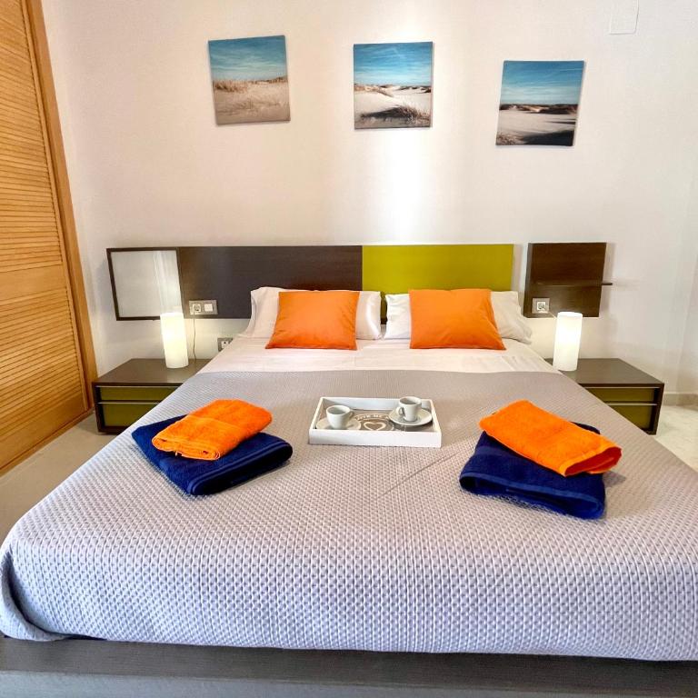 APARTAMENTO EN LA PINEDA y PARKING - Apartment with Pool View - 18
