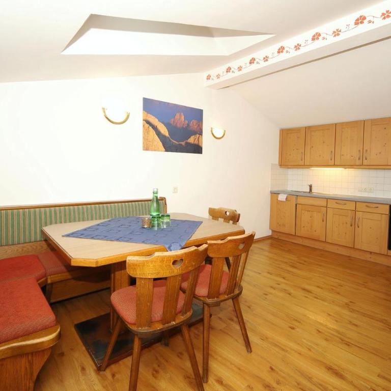 Hotel Cafe' Hermann - Apartment mit 2 Schlafzimmern und Bergblick - 7