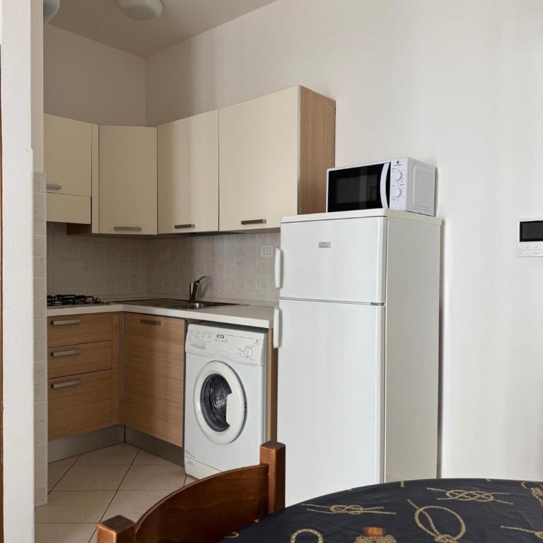 RESIDENCE ZETA - WALTERIGATO Apartments SOLO PER FAMIGLIE - Appartamento Superior con Balcone - 7