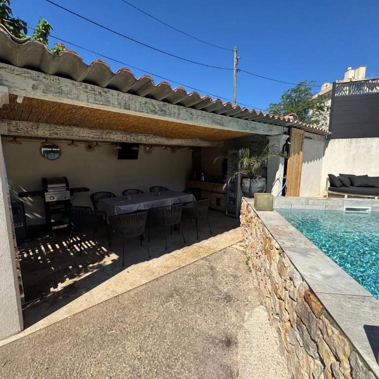 Havre de Paix avec Villa Prestige Cannes , Piscine Chauffée, Alarme, Caméras Parking privée - Villa - 9