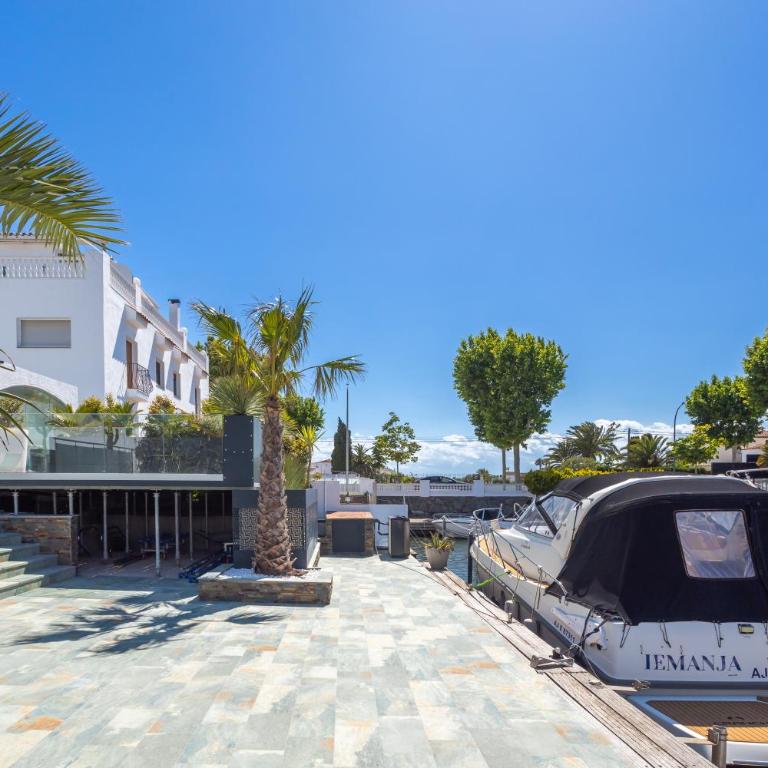 V028 - EMPURIES - Villa - 44