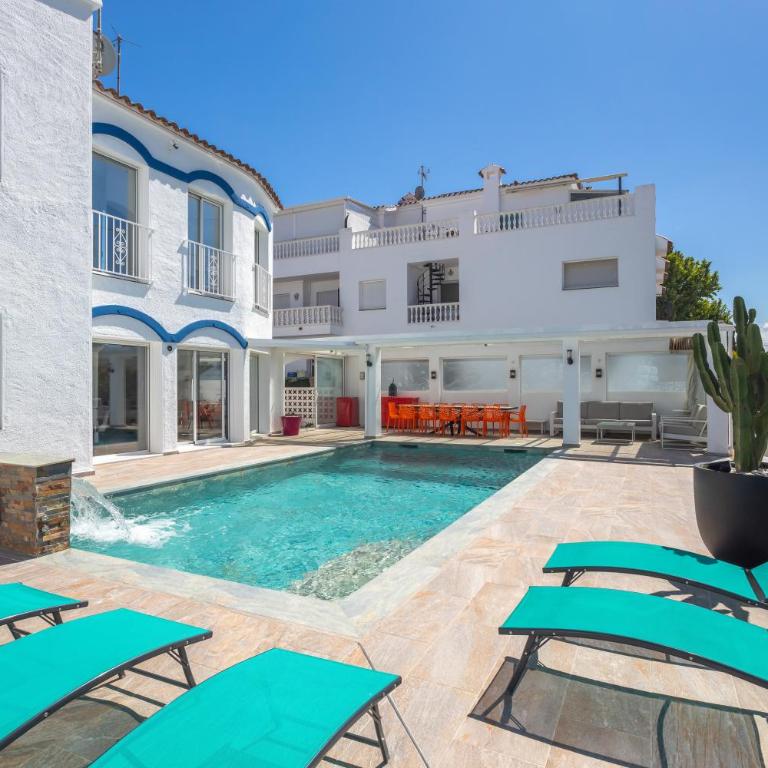 V028 - EMPURIES - Villa - 6