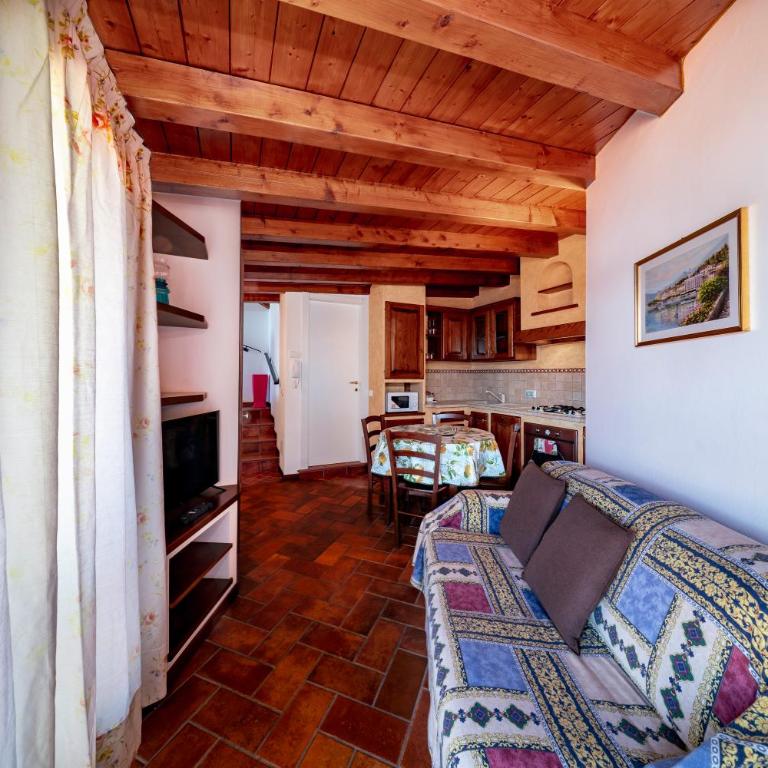 Charming Bellagio - One-Bedroom Apartment (2 Adults) - 13