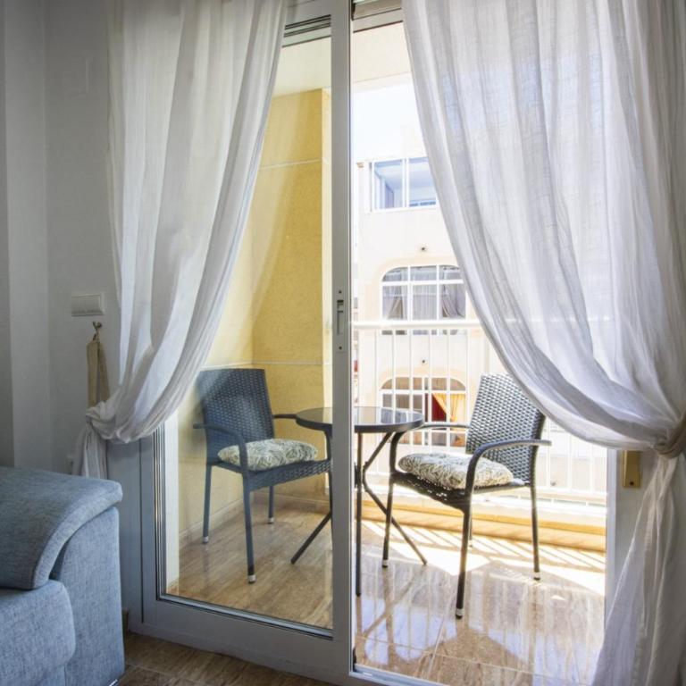 La Loma ID183 - Two-Bedroom Apartment with Balcony - 5
