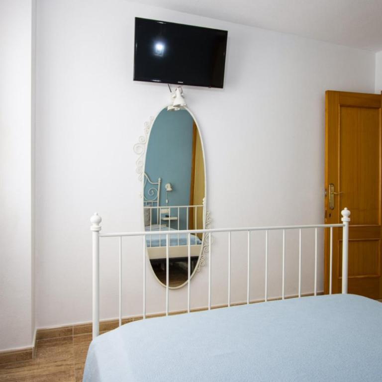 La Loma ID183 - Two-Bedroom Apartment with Balcony - 15