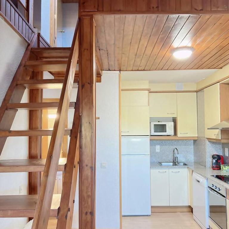 Duplex 2Escales by Confortsky - Apartamento - 9