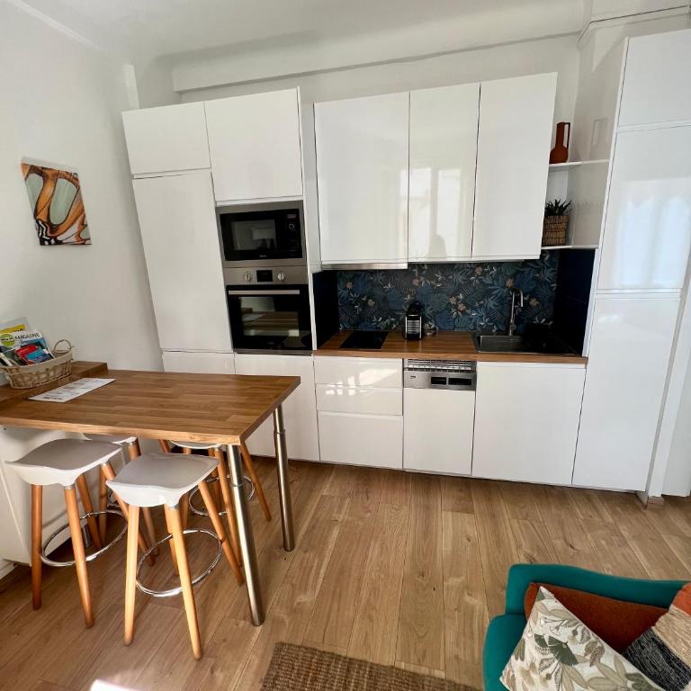 T2 centre ville de Nice face de la gare routière Nice ville - Appartement 1 Chambre - 2