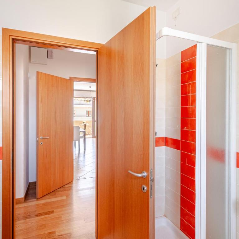Florence Opera House Area - Private Parking! - Balcony - 2 Bedrooms 2 Bathrooms - Appartamento con 2 Camere da Letto - 36