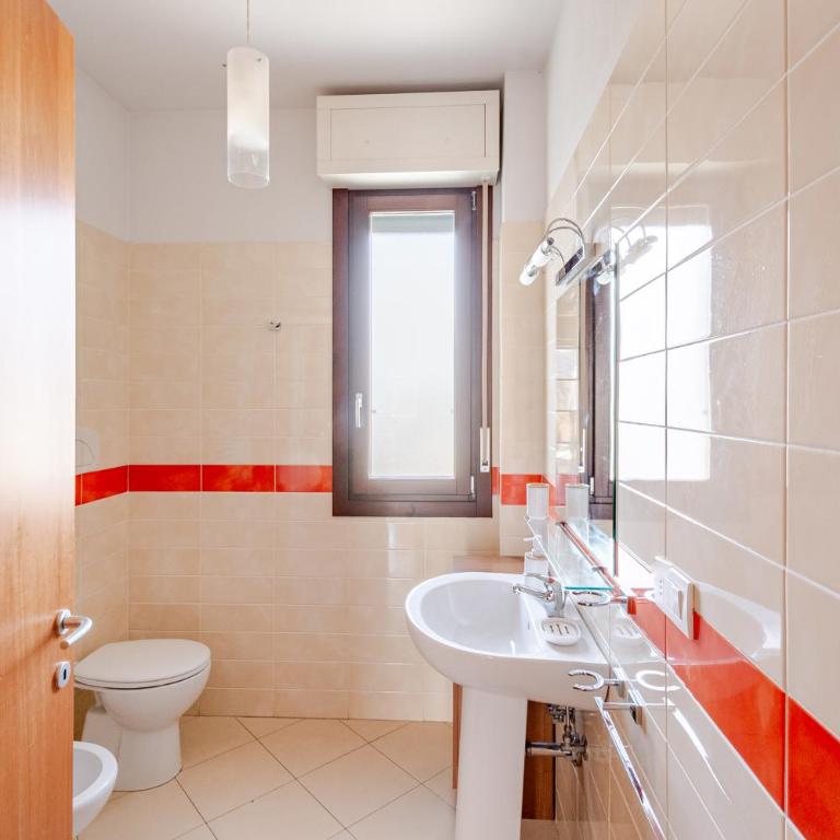 Florence Opera House Area - Private Parking! - Balcony - 2 Bedrooms 2 Bathrooms - Appartamento con 2 Camere da Letto - 38