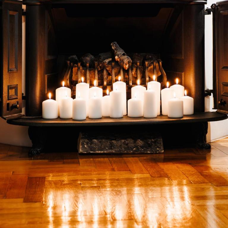 Fireplace Retreat 115m2 with Balcony Old Town - Three-Bedroom Apartment with Balcony - 16