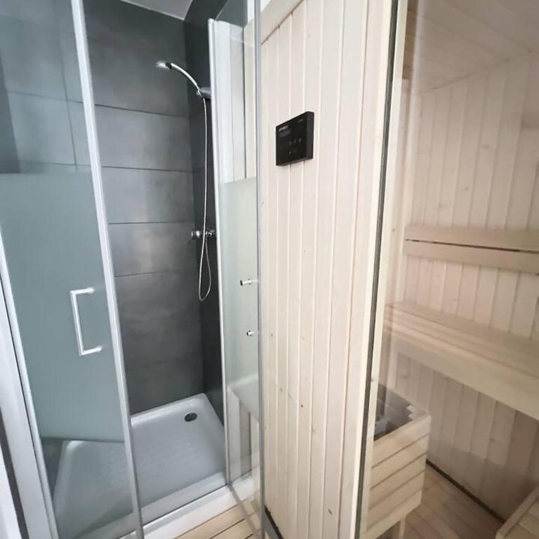 LUXURY SAUNA by CONFORTSKY - Apartamento de 2 dormitorios - 3