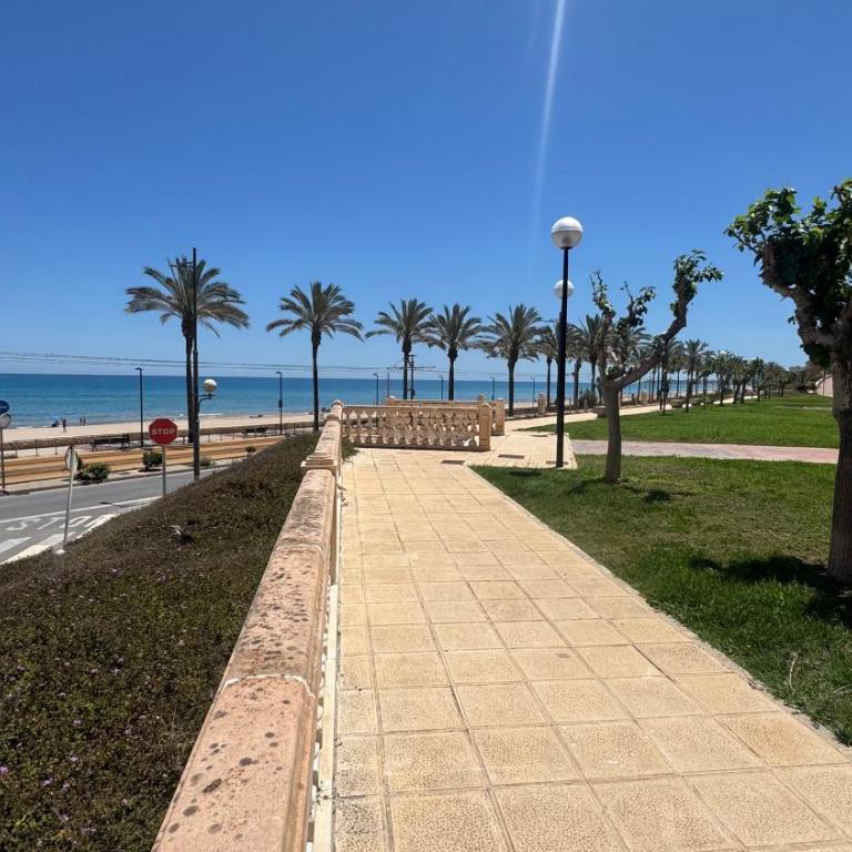 Estudio moderno Frente a Playa Muchavista con piscina By Turihome - Apartamento de 1 dormitorio - 30